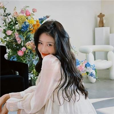 比基尼怪女